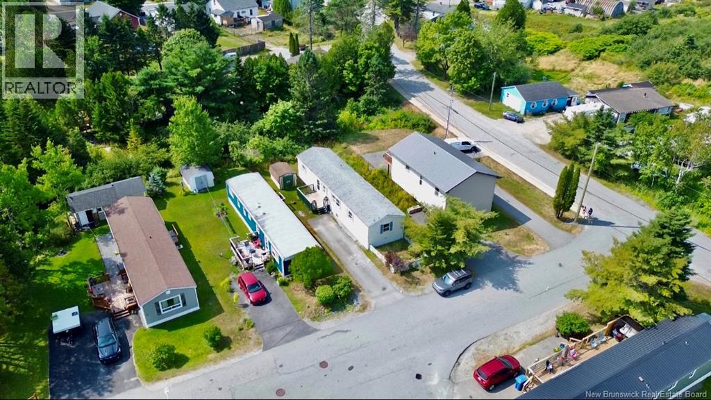 22 Glenview Dr, Saint John, NB E2H 2R6
