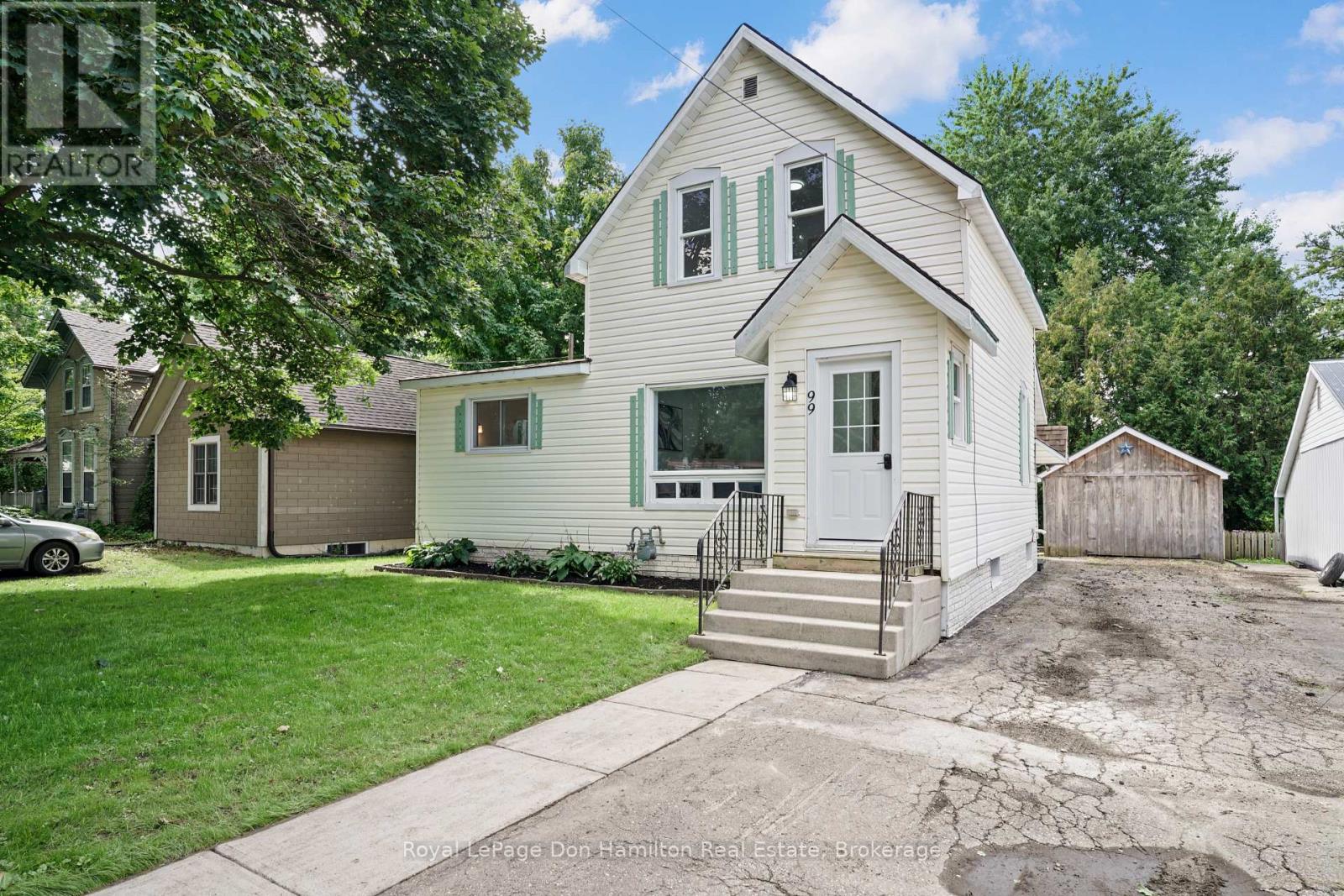 99 John St, Huron East, ON N0K 1W0
