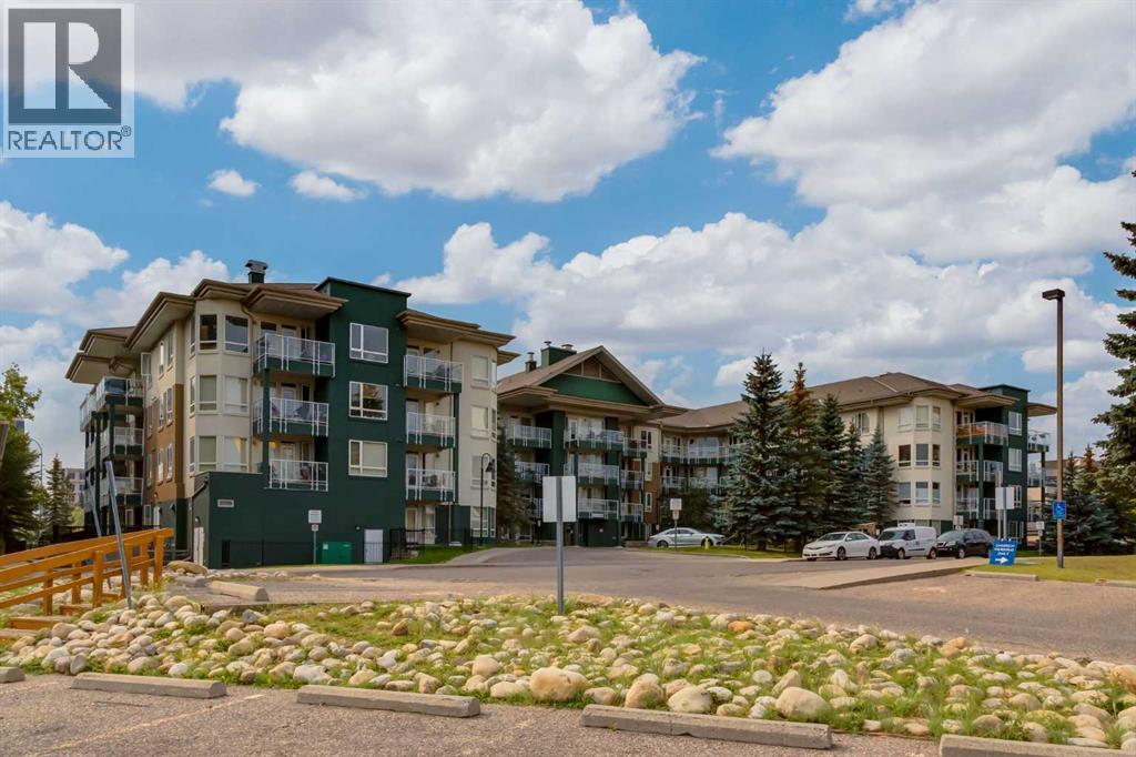 3111 34 Avenue Nw Unit 211, Calgary, AB T2L 0Y2