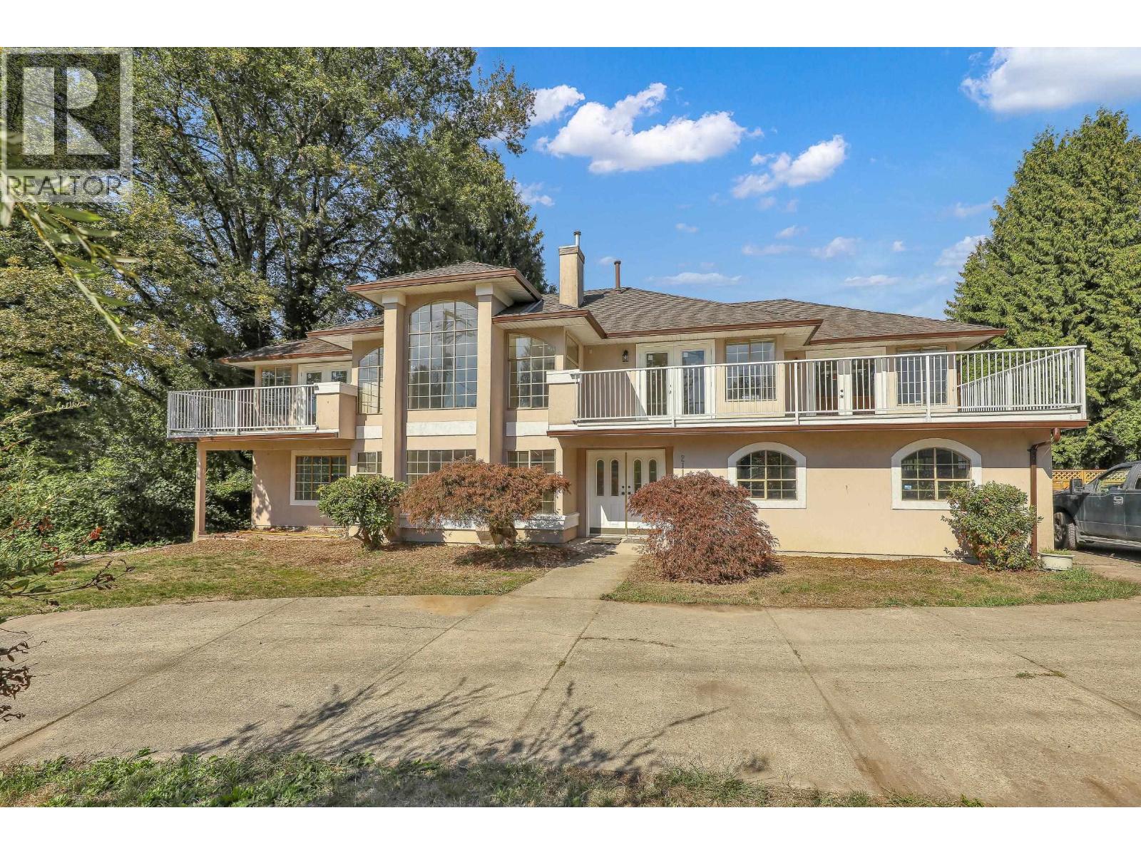 21105 River Rd, Maple Ridge, BC V2X 2A1