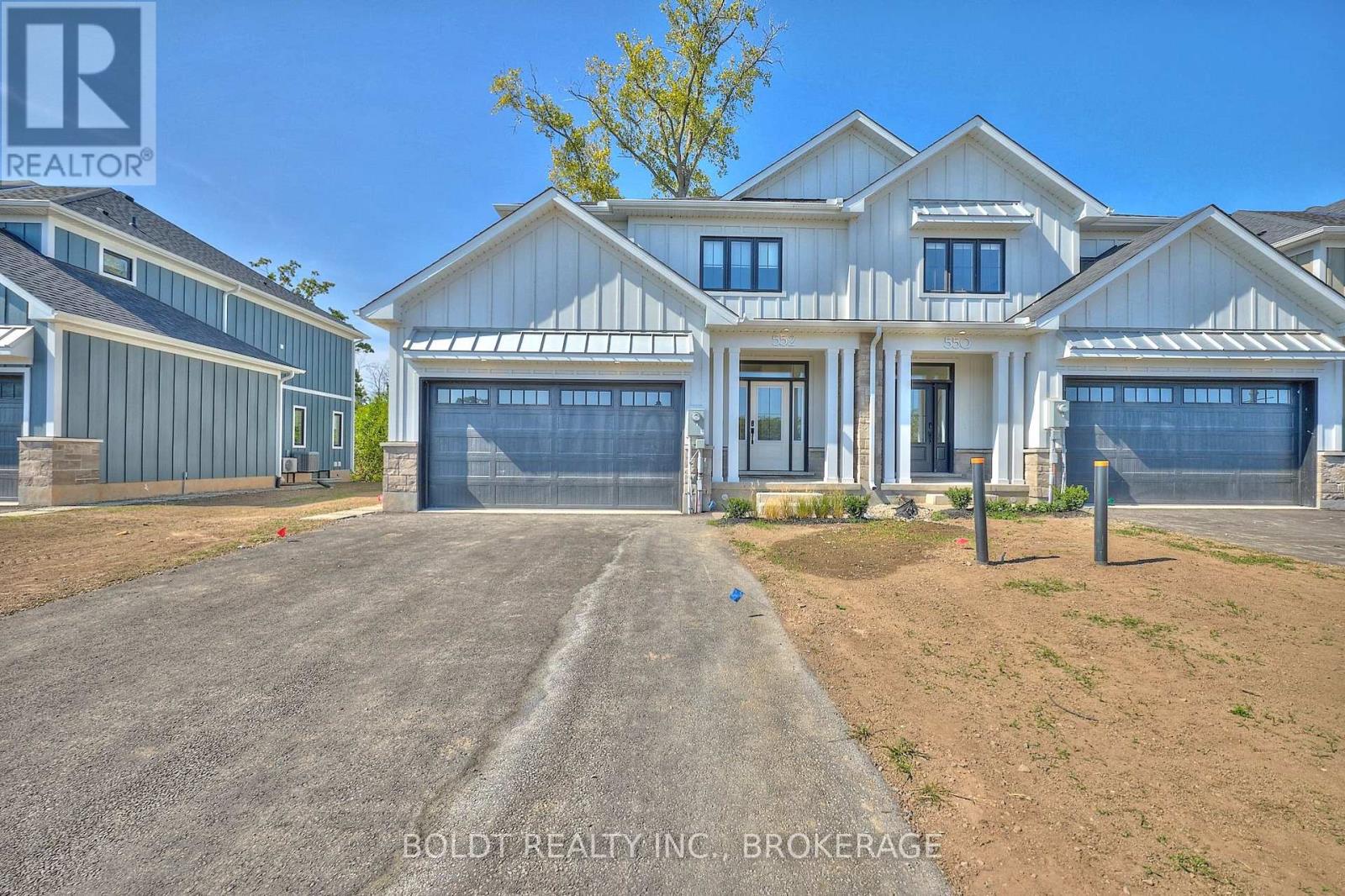 552 Mississauga Ave, Fort Erie Lakeshore, ON L2A 0G8