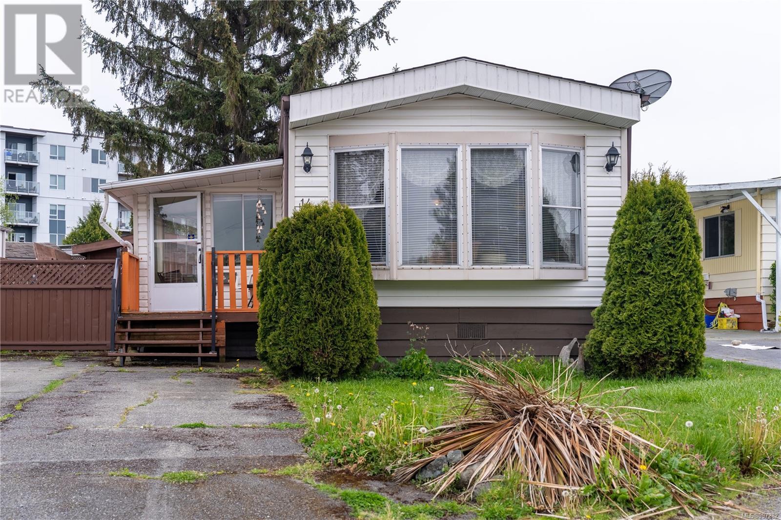 158 Cooper Rd Unit 14 Rd, View Royal, BC V9A 7B3