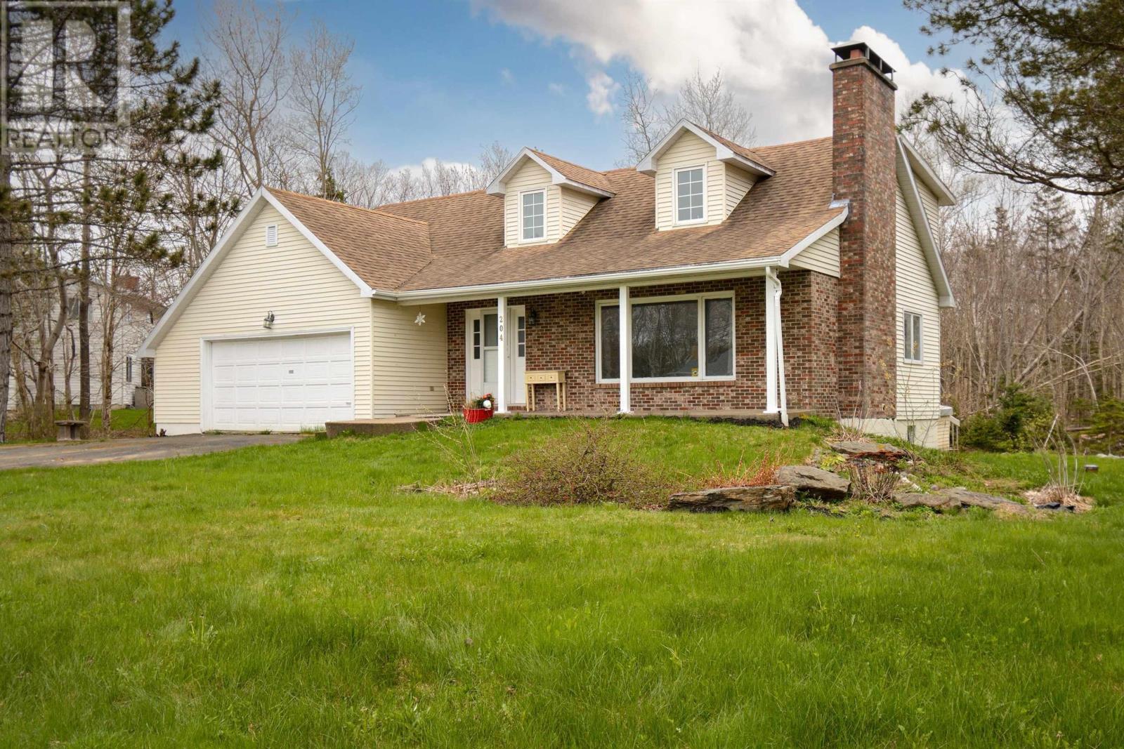 204 Fatima Dr, Sydney River, NS B1S 1L1