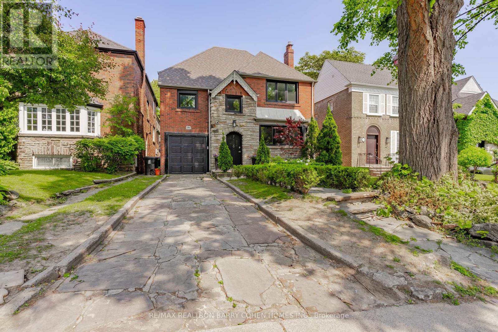 7 Glenarden Rd, Toronto, ON M6C 3J8
