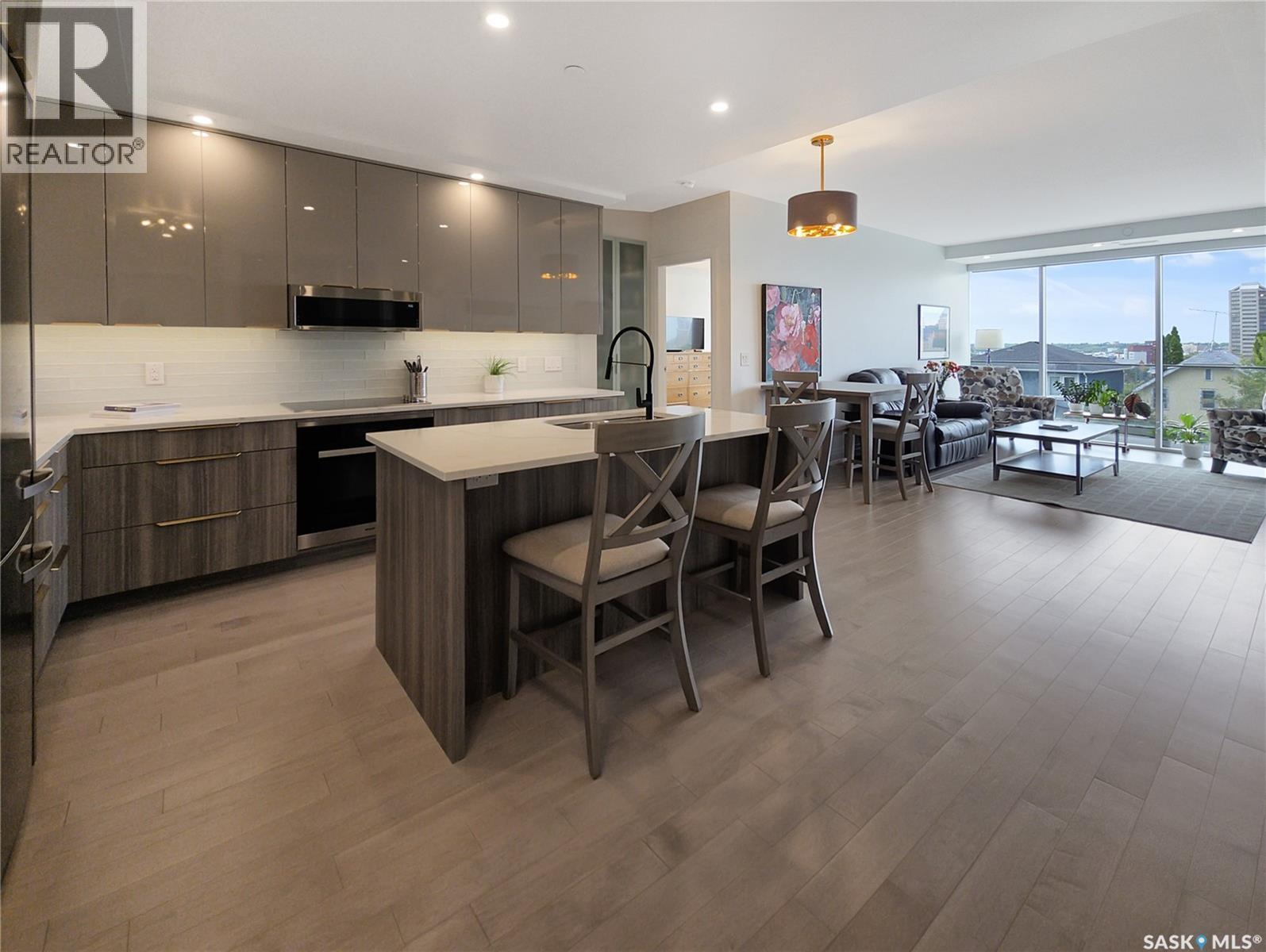 637 University Drive Unit 307, Saskatoon, SK S7N 0H8
