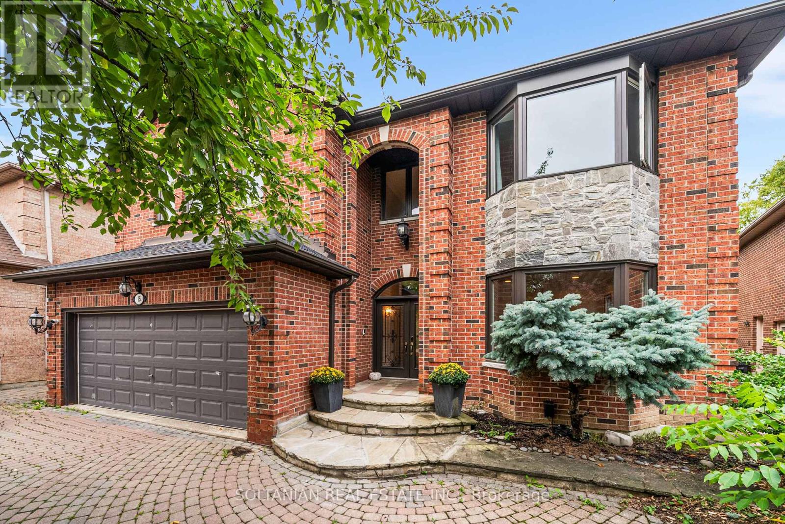 15 Wideford Pl, Toronto, ON M2M 4H3
