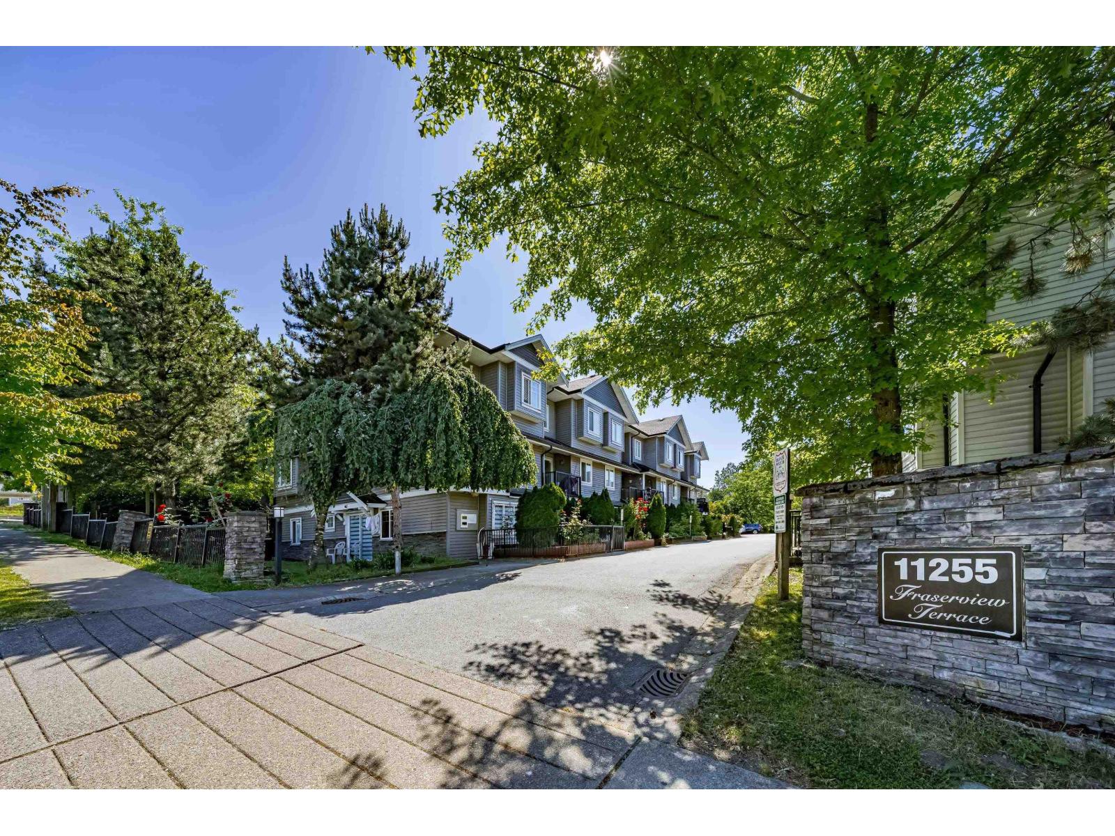 11255 132 Street Unit 31, Surrey, BC V3R 4R3