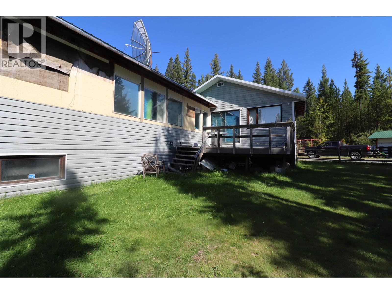 10015 Mossman Rd, Prince George, BC V2N 5B3
