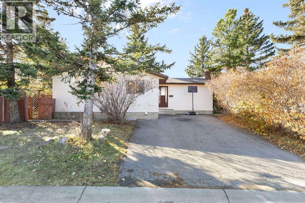 339 Ranchview Pl NW, Calgary, AB T3G 1J8