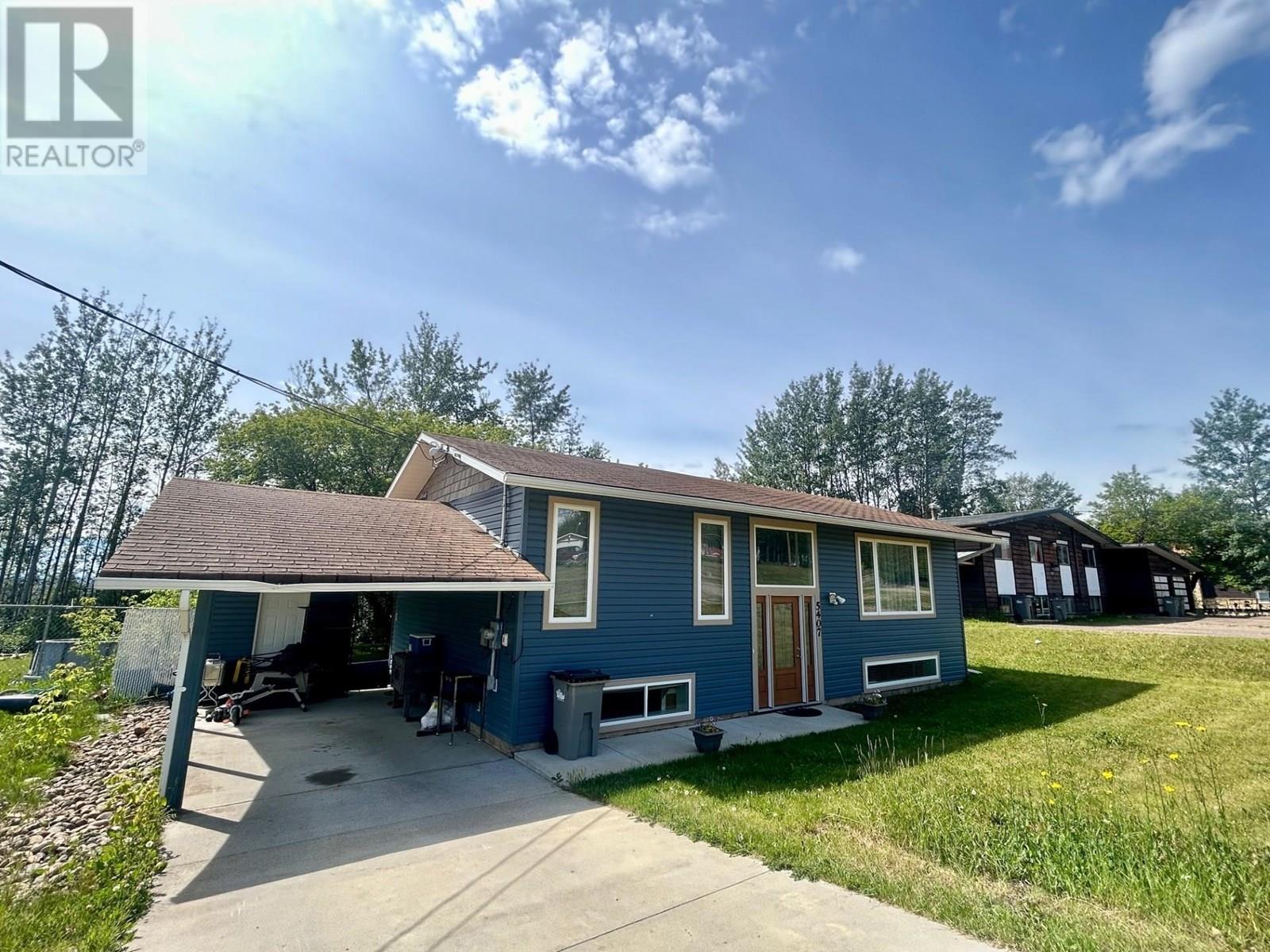 5407 W 54 Ave, Fort Nelson, BC V0C 1R0