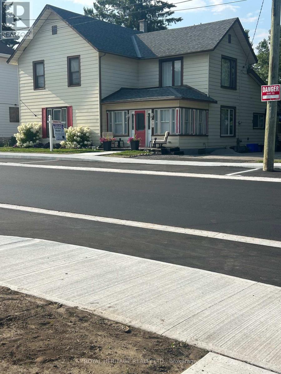 11 George St E, Havelock-Belmont-Methuen, ON K0L 1Z0