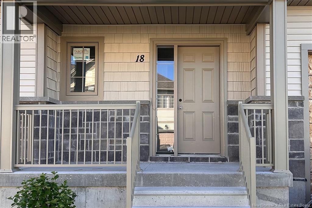 18 Huntingdon Cir, Fredericton, NB E3B 0L9