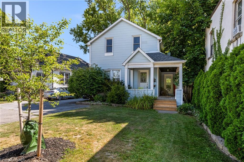 96 York St, St. Catharines, ON L2R 6E2