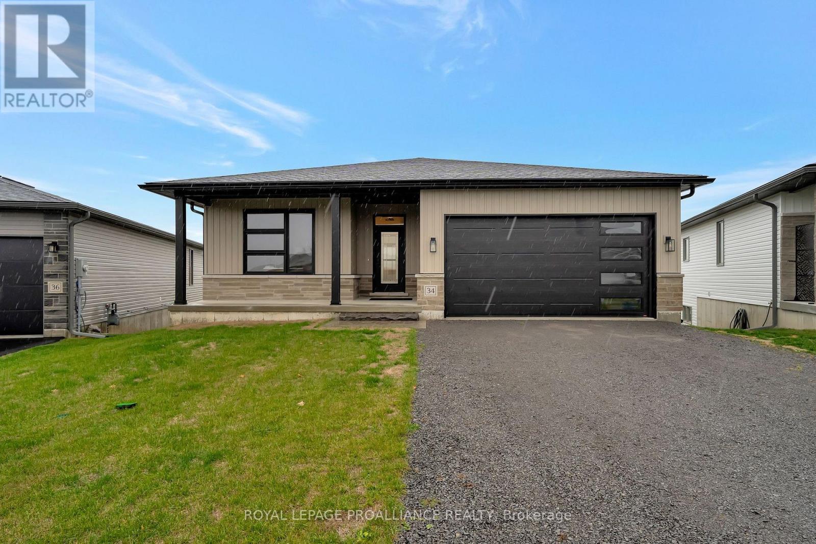 34 Meagan Ln, Quinte West, ON K0K 2C0