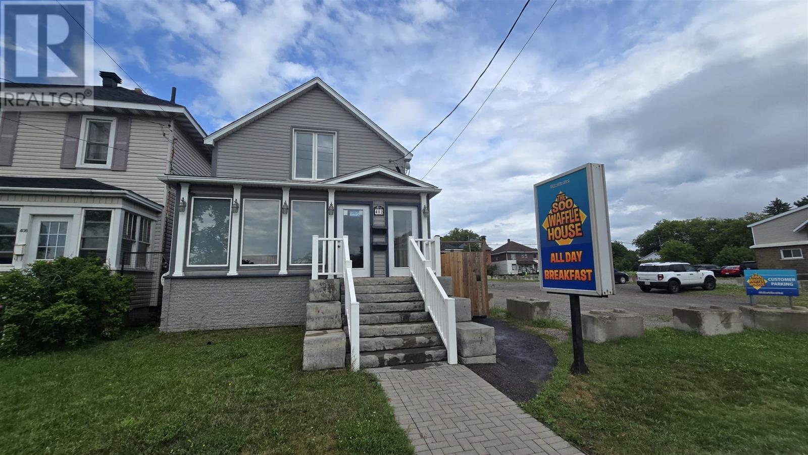 412 Albert St E, Sault Ste. Marie, ON P6A 2J8