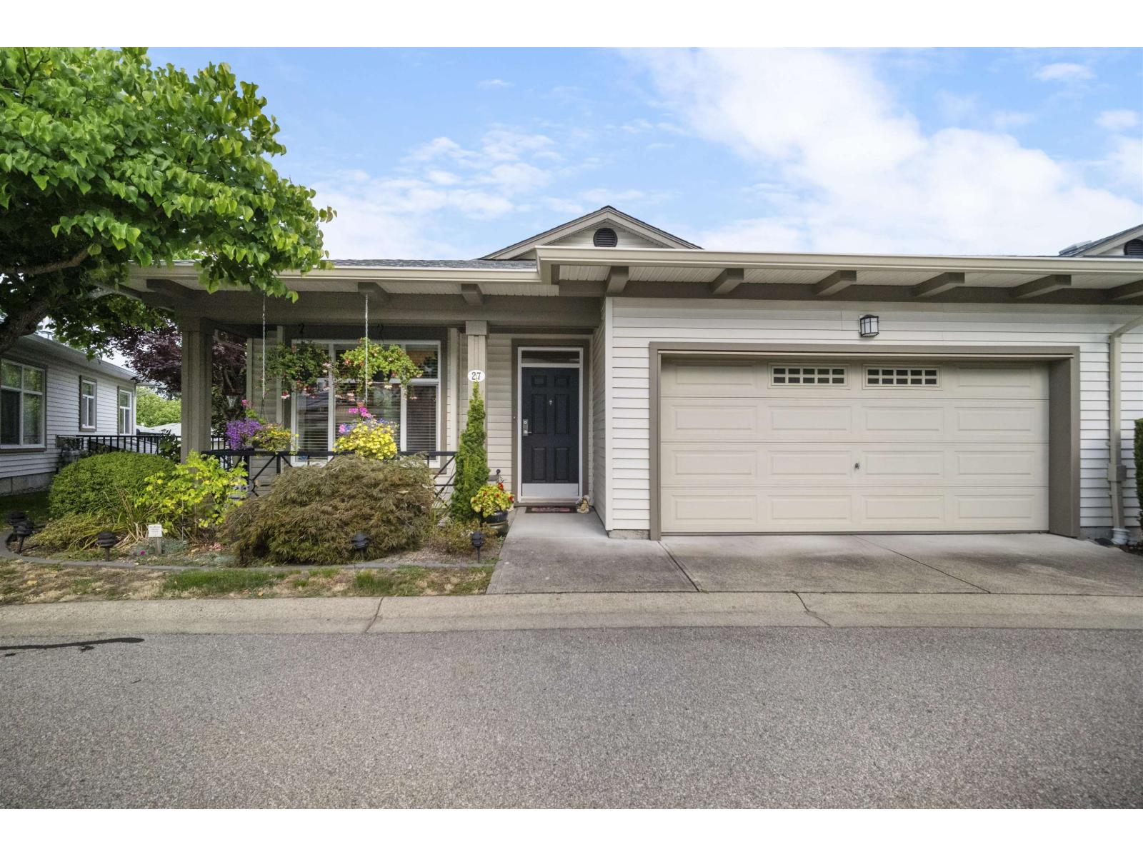 15188 62a Avenue Unit 27, Surrey, BC V3S 1W7
