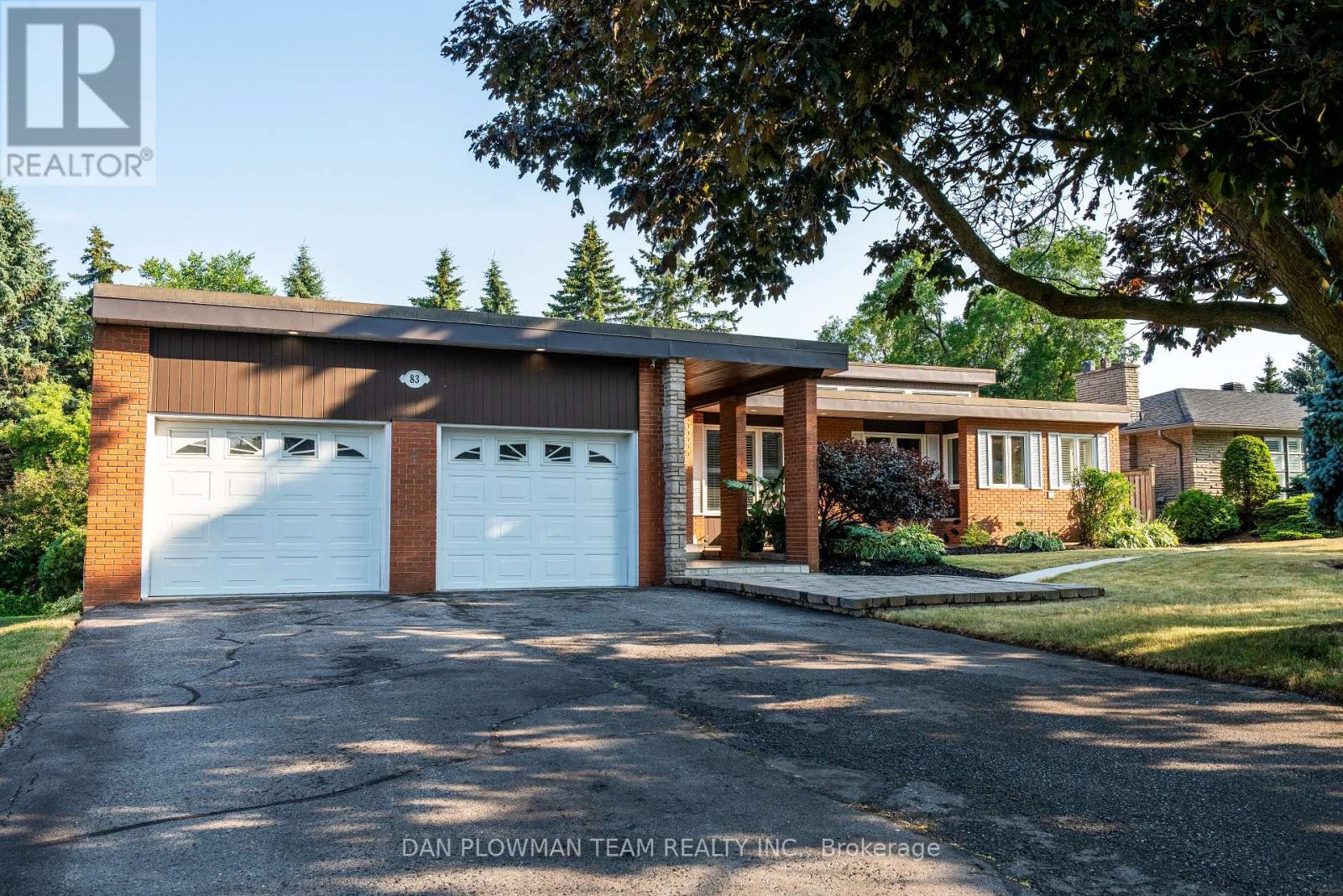 83 Sherwood Rd E, Ajax, ON L1T 2Y7