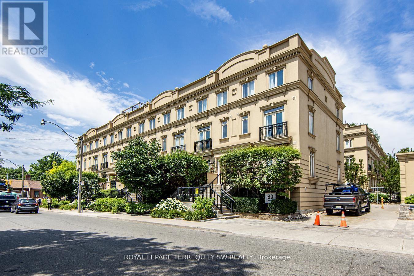 80 Carr St, Toronto, ON M5T 1B7