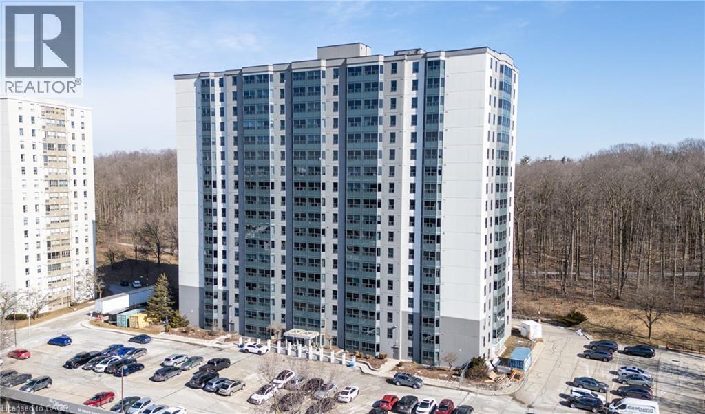 55 Green Valley Drive Unit 811, Kitchener, ON N2P 1Z6