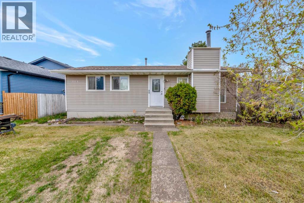 4 Street E Unit 104, Lashburn, SK S0M 1H0