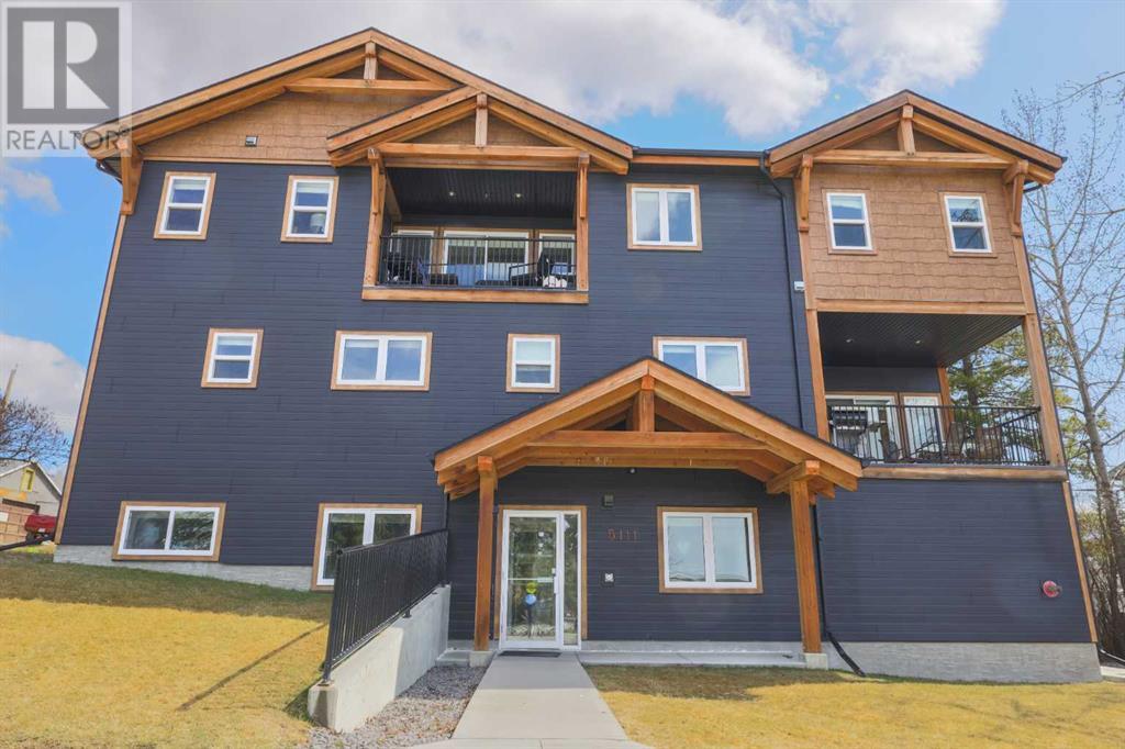53 Street Unit 5111, Rocky Mountain House, AB T4T 1E4