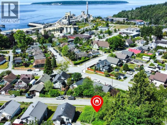 Willow Avenue, Powell River, BC