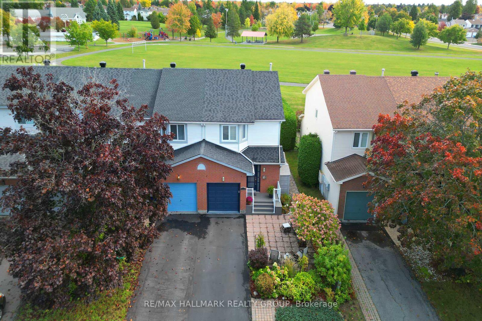 1415 Caravel Cres, Ottawa, ON K1E 3X4