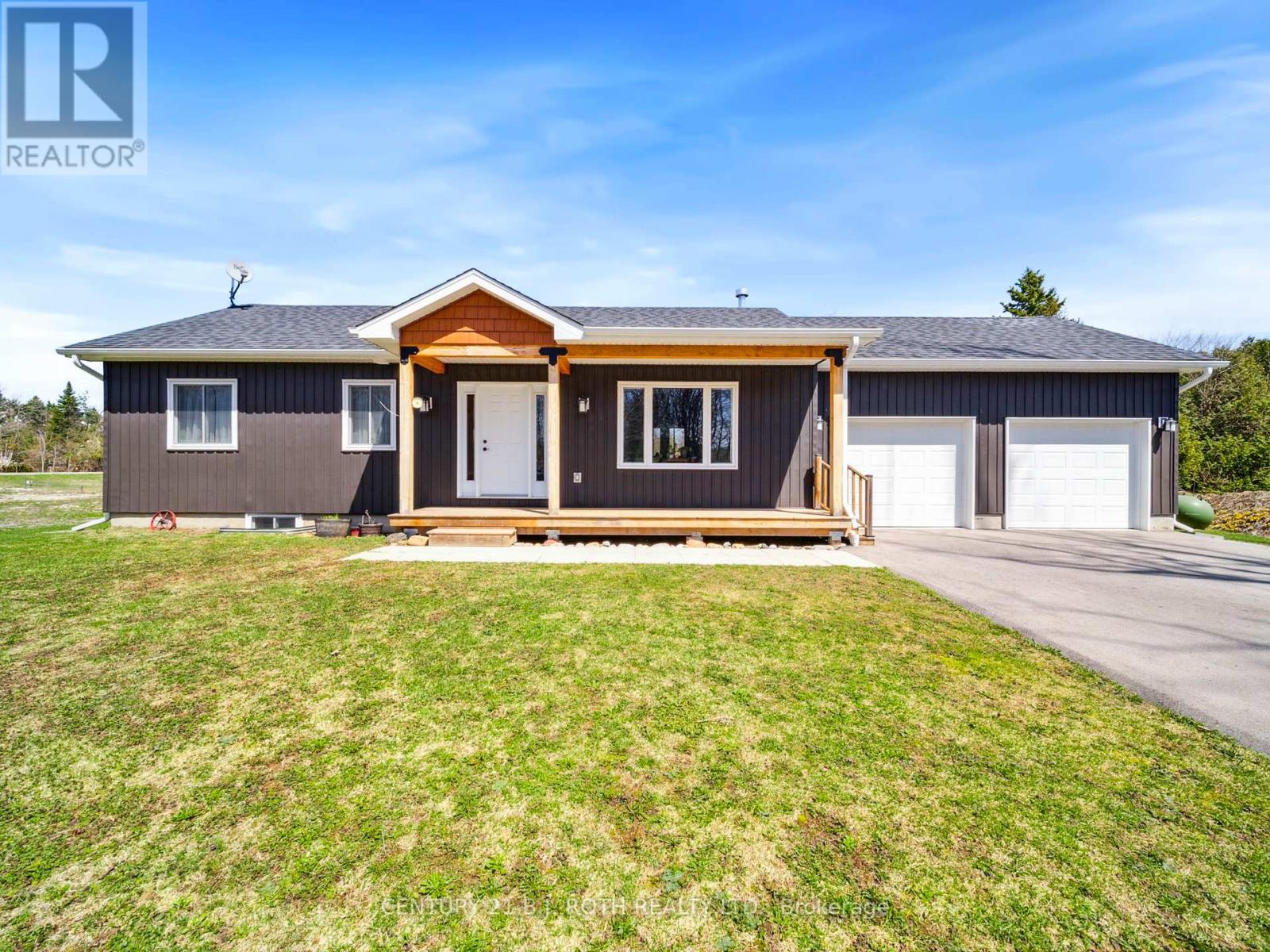 4000 Joyce Ave, Ramara, ON L3V 0S2