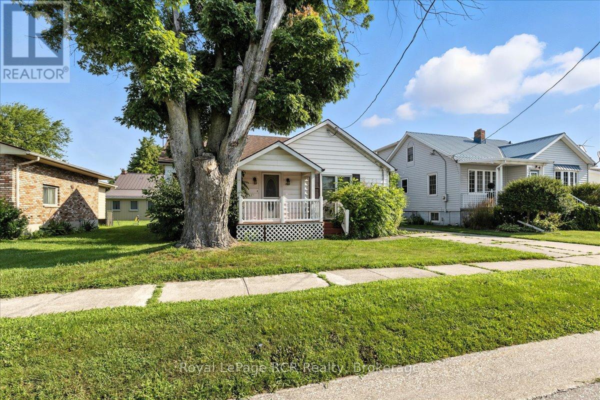 506 John St, St. Clair, ON N0P 2B0