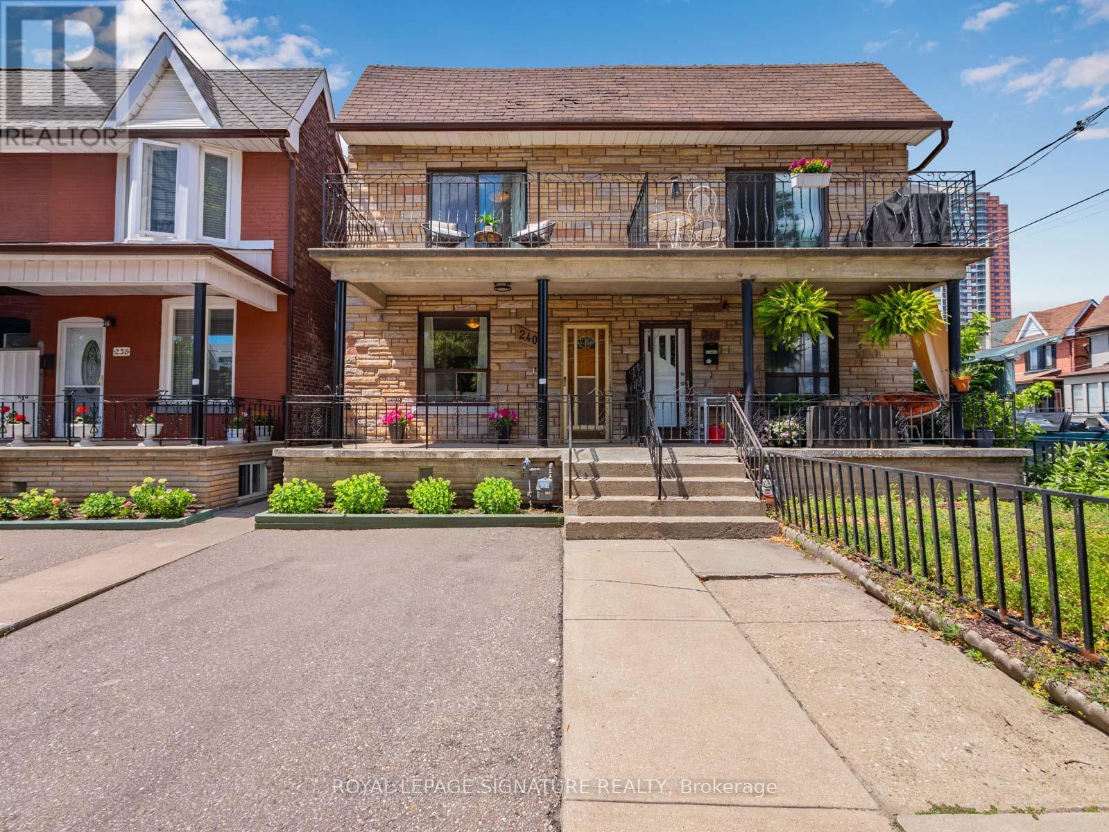 240 Emerson Ave, Toronto Dovercourt-wallace Emerson-junction, ON M6H 3T6