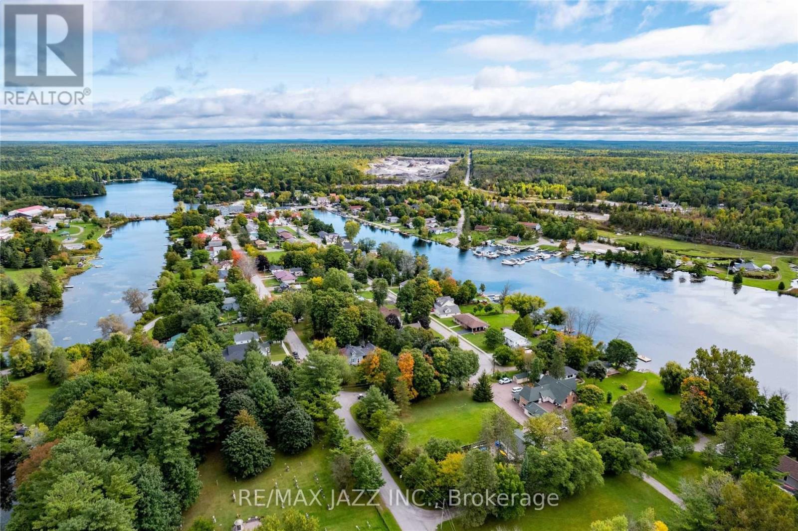 17 Grandy Rd, Kawartha Lakes, ON K0M 1K0