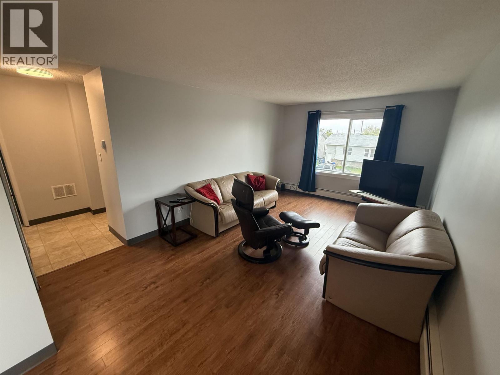10216 102 Avenue Unit 210, Fort St. John, BC V1J 2E5