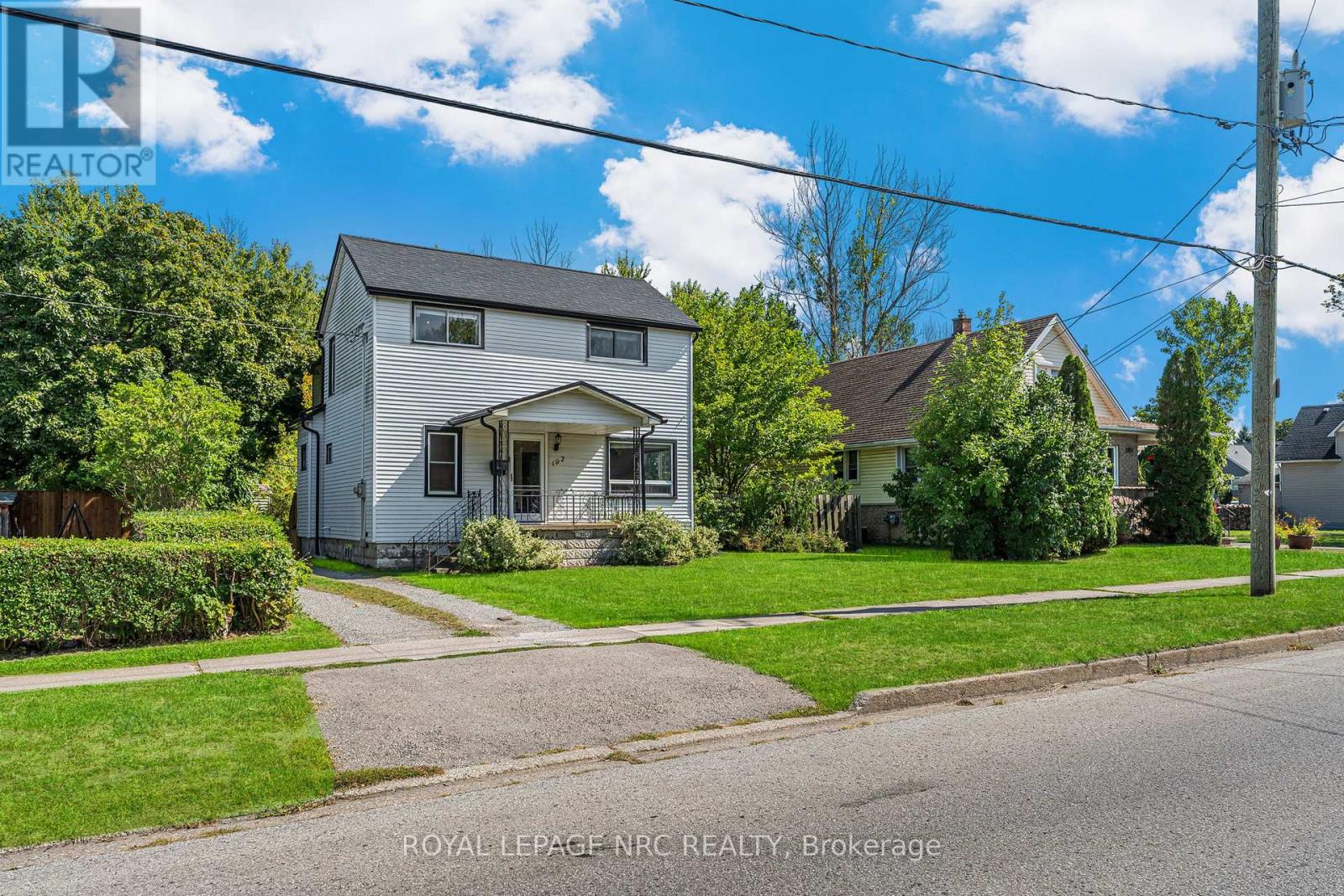 192 Central Ave, Fort Erie, ON L2A 2B2
