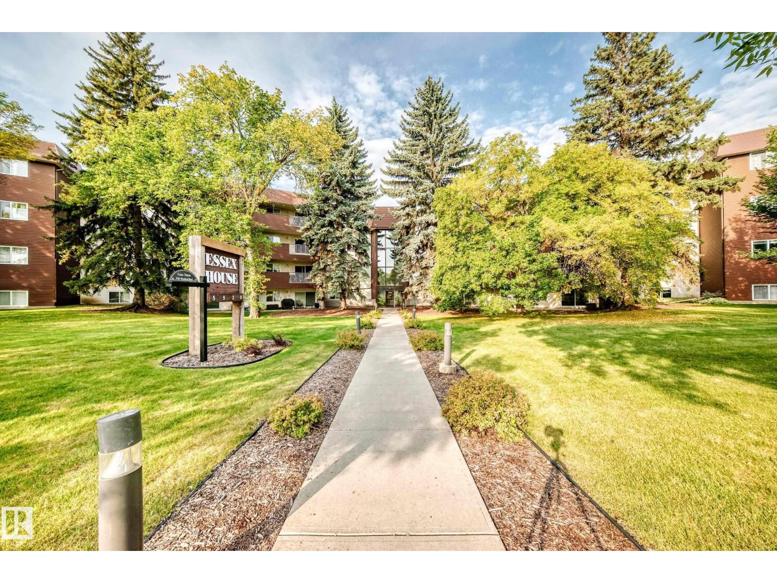 5520 Riverbend Road Northwest #416, Edmonton, AB T6H 5G9