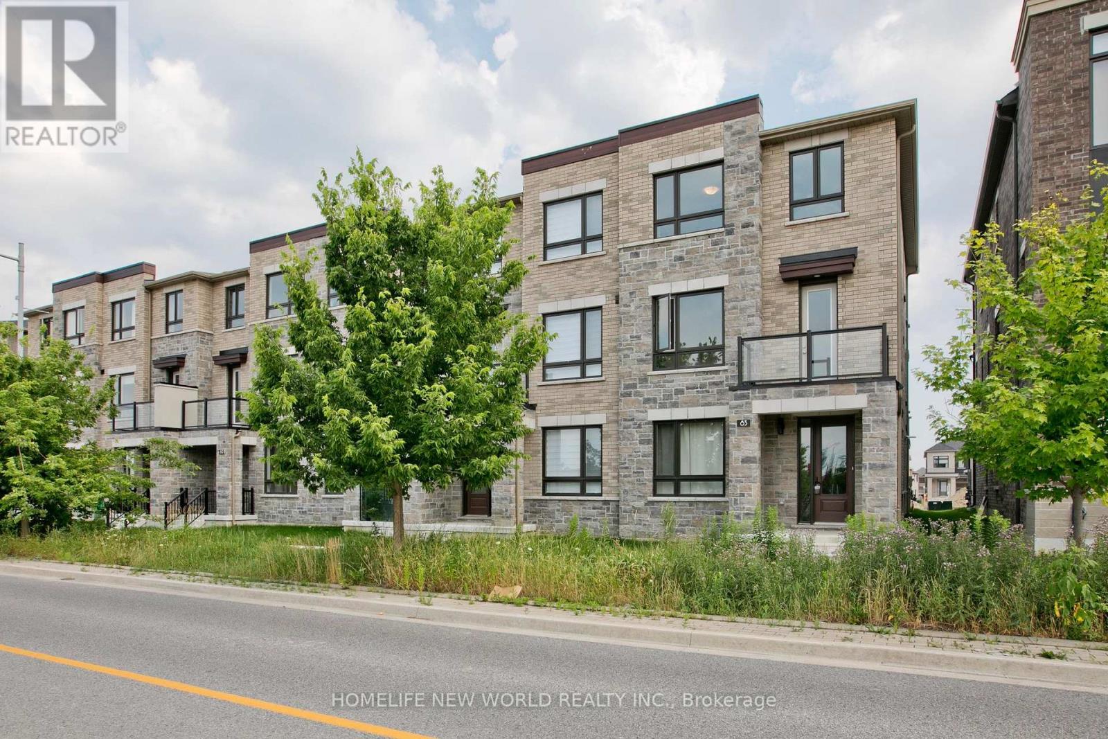 83 Mumbai Dr, Markham Middlefield, ON L3S 0G3