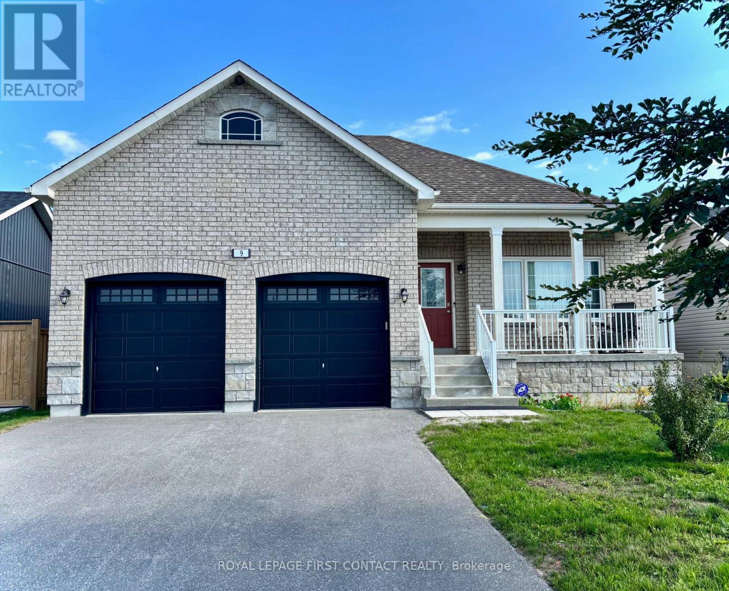 9 Beverly St, Springwater, ON L0L 1P0