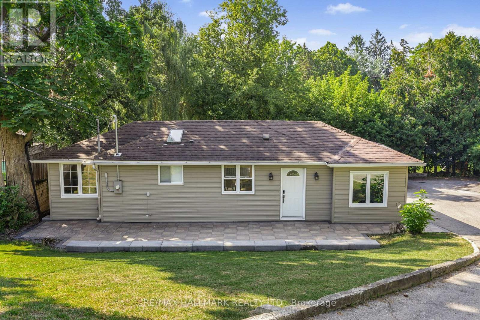 31 Mitchell Ave, Whitchurch-stouffville, ON L4A 7X3