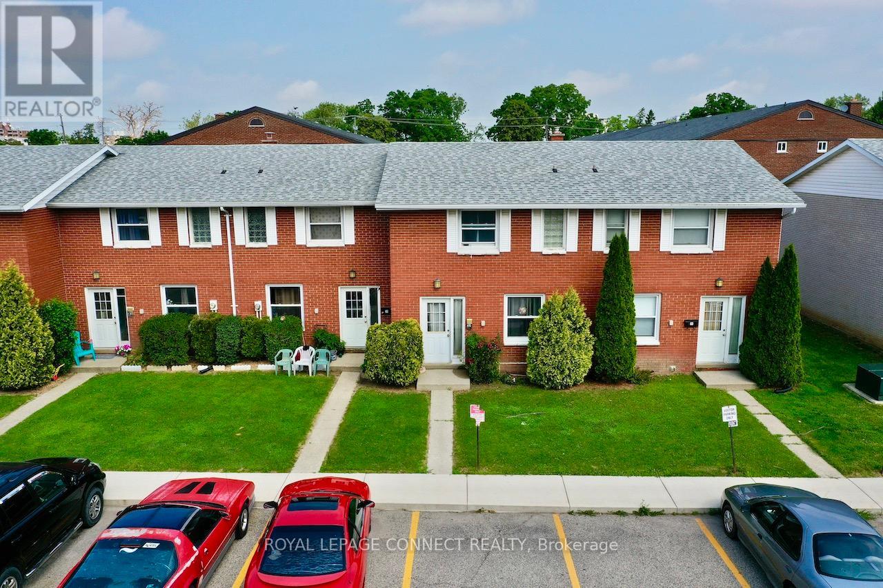 5 37 Orchard Pl, Chatham-Kent, ON N7M 1A7