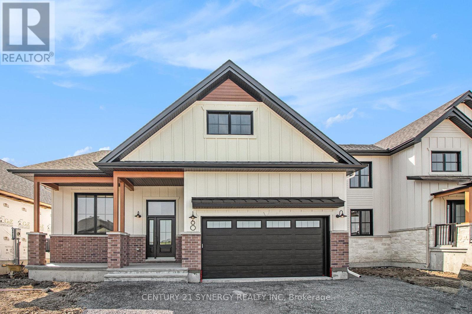 44 Helen St, North Stormont, ON K0A 1R0