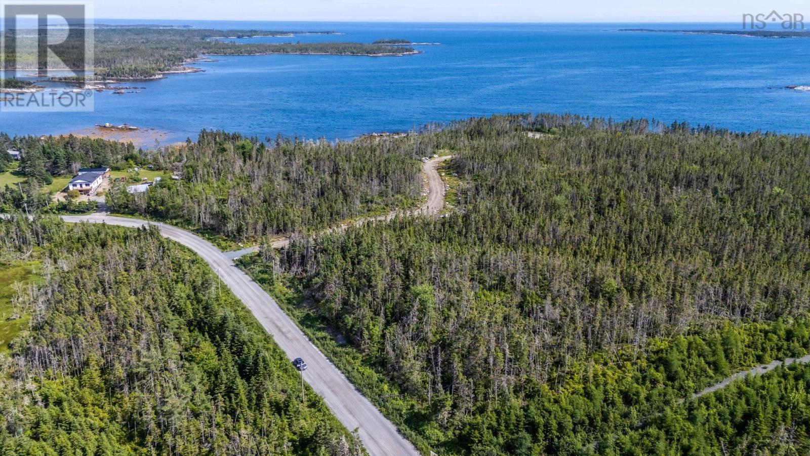 100 Lawlors Point Rd, Pleasant Harbour, NS B0J 3H0