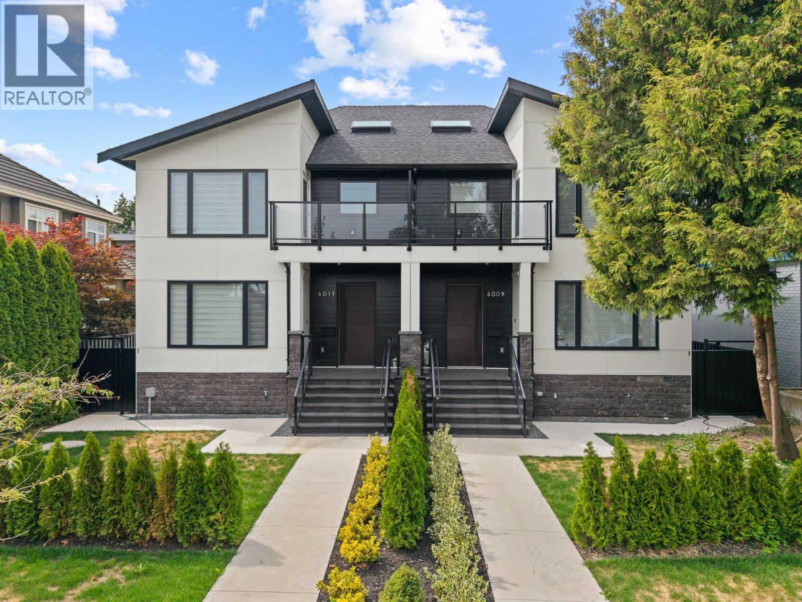 6009 Fremlin St, Vancouver, BC V5Z 3W8