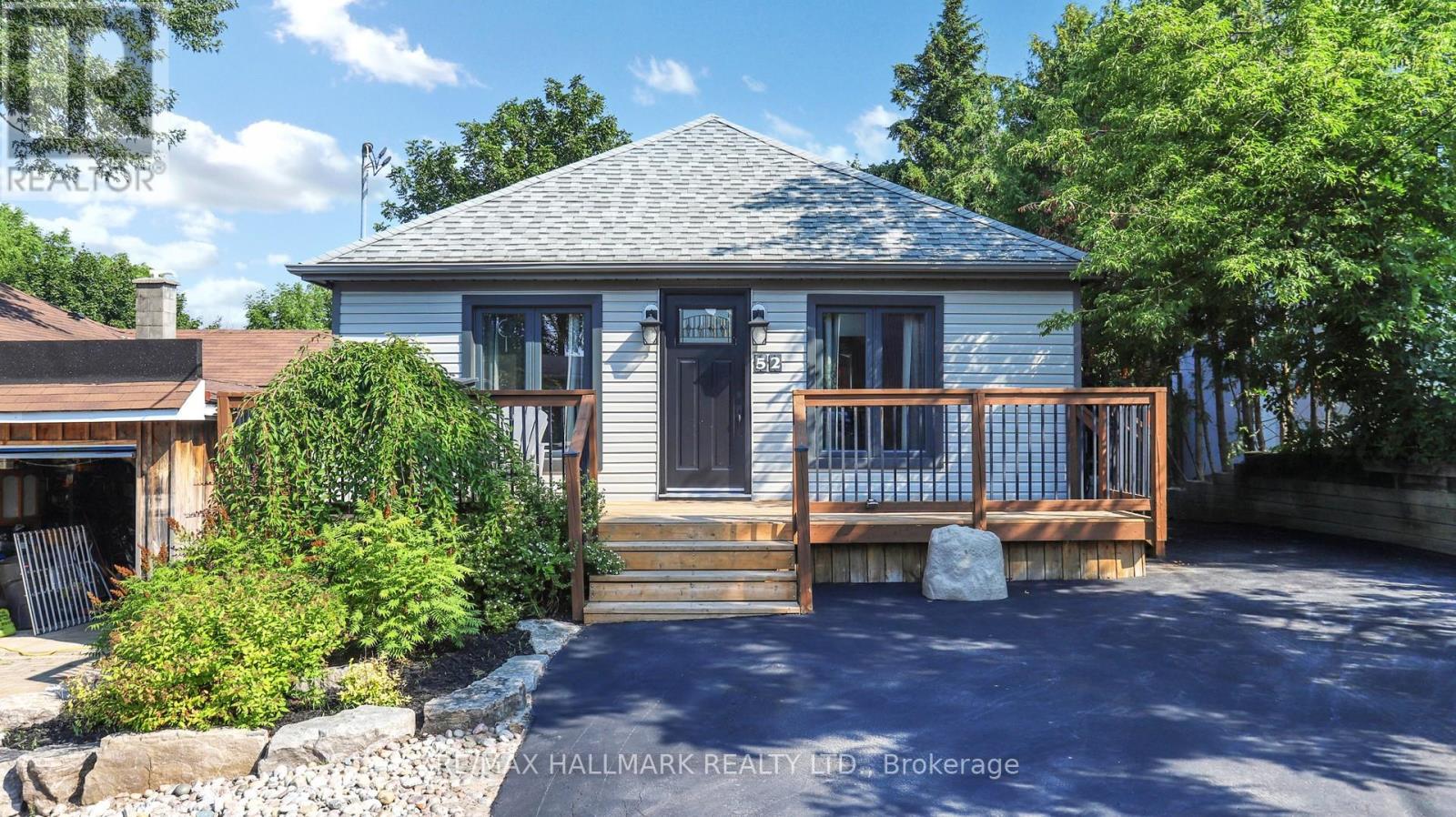 52 Windsor Dr, Whitchurch-stouffville, ON L4A 7X3