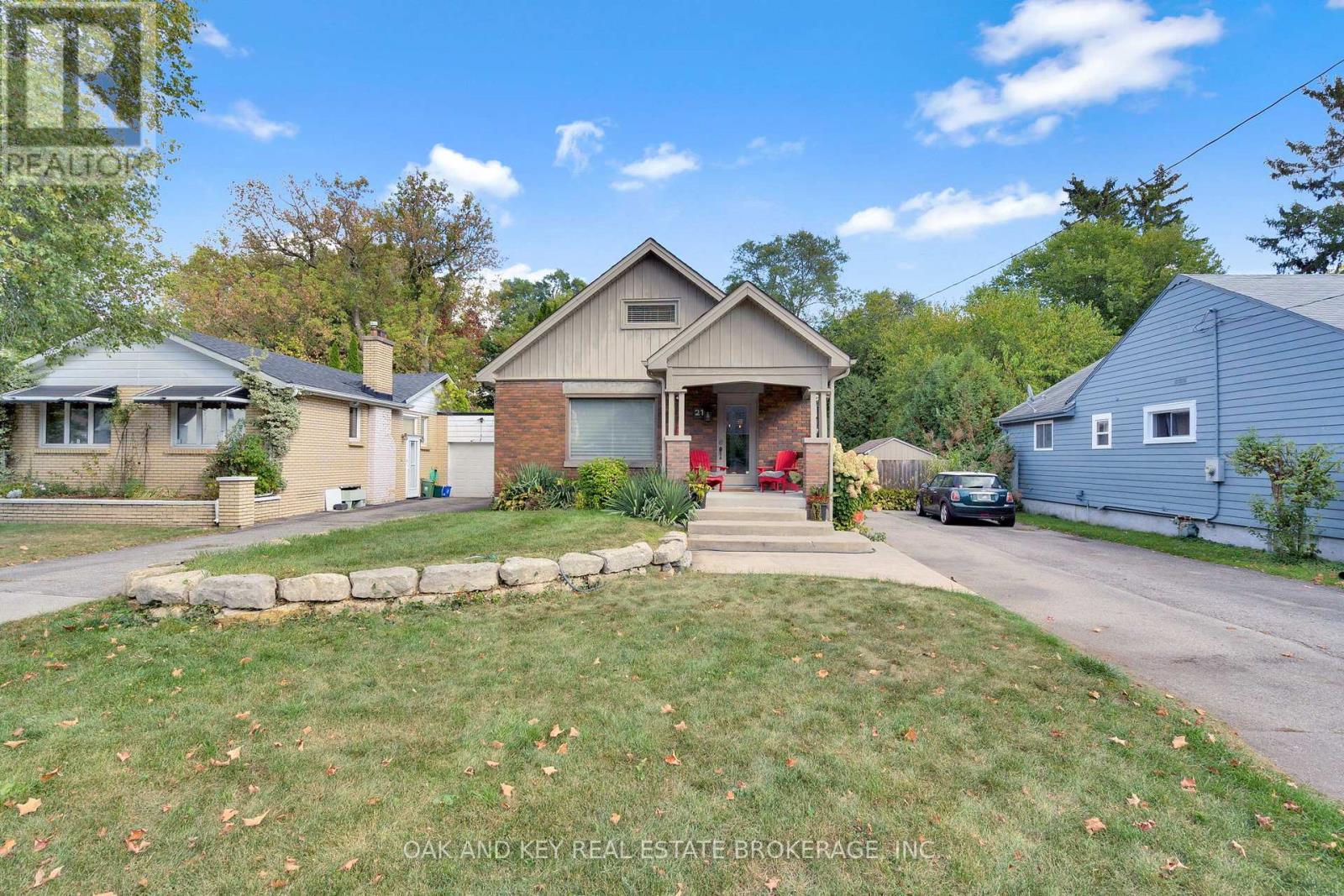 21 Foster Ave W, London, ON N6H 2K7