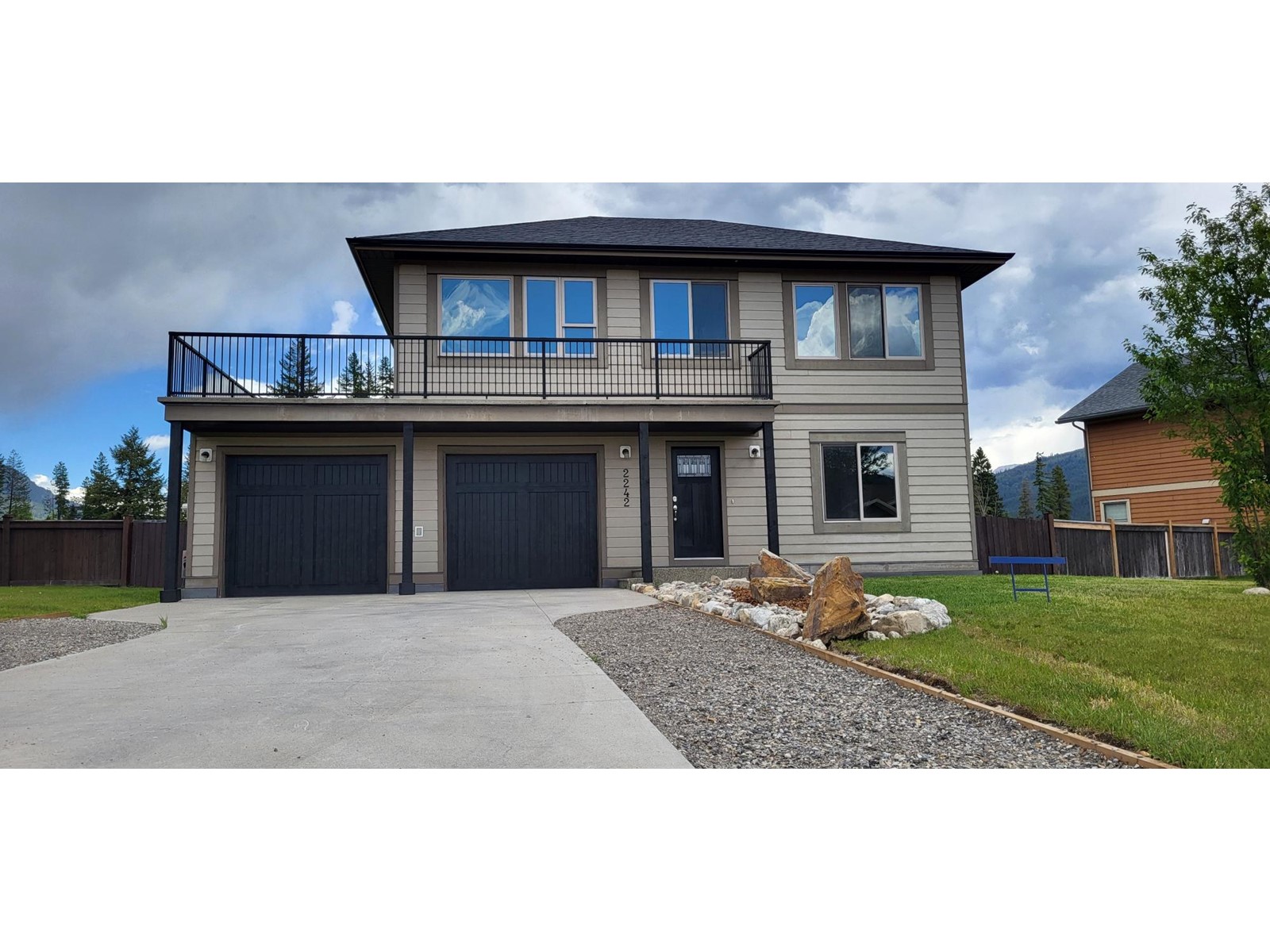 2242 Black Hawk Dr, Sparwood, BC v0b 2g2 MLS 2470619 Houseful