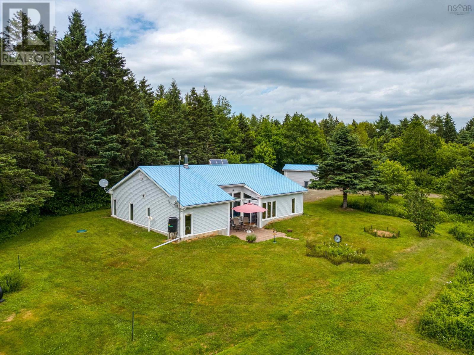 5047 Granville Rd, Granville Ferry, NS B0S 1A0