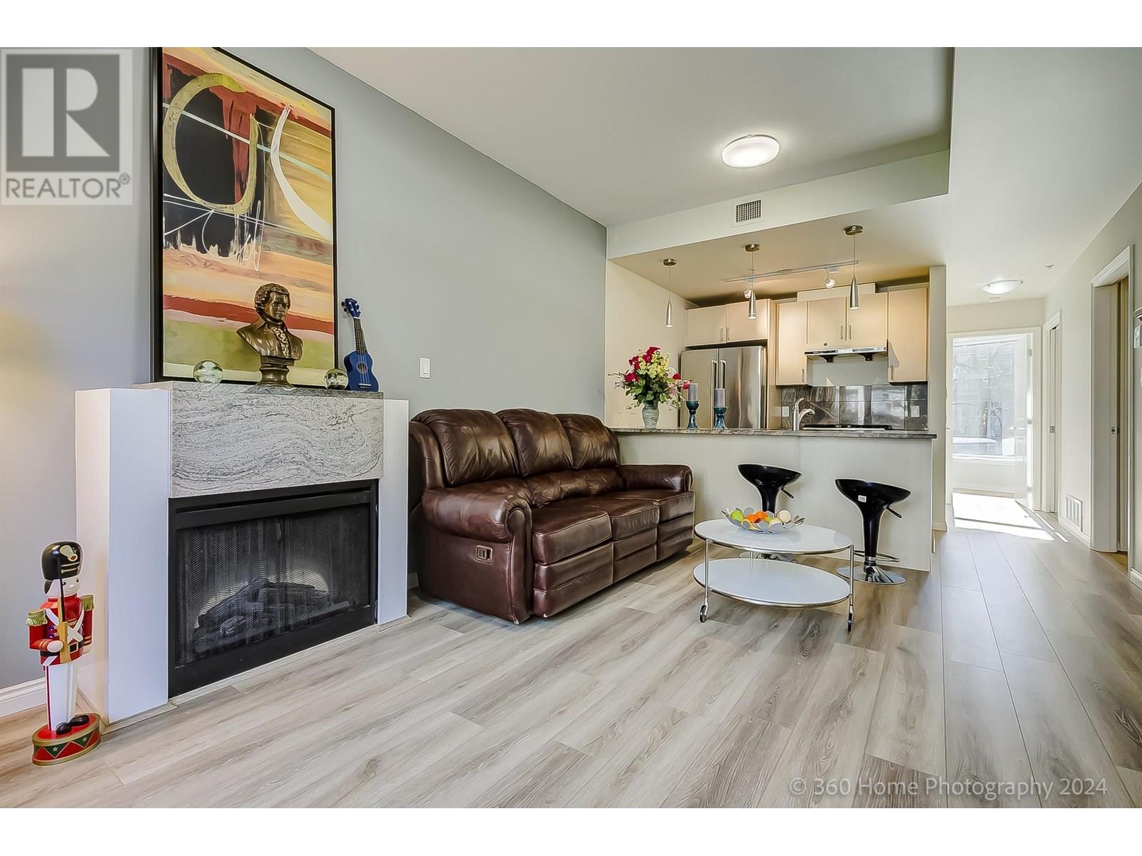 1211 Melville Street Unit 303, Vancouver, BC V6E 0A7