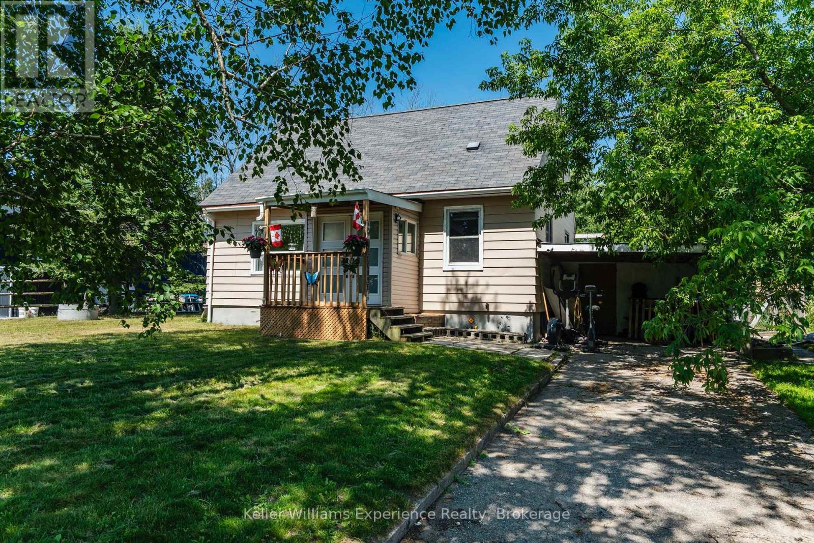 2849 Old Fort Rd, Tay, ON L4R 4K3