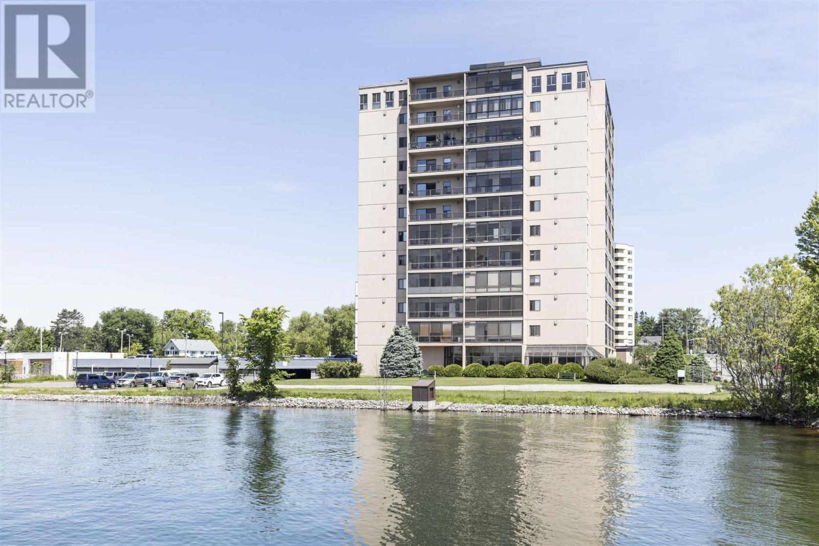 89 Pine St Apt 207 St, Sault Ste. Marie, ON P6A 6M6
