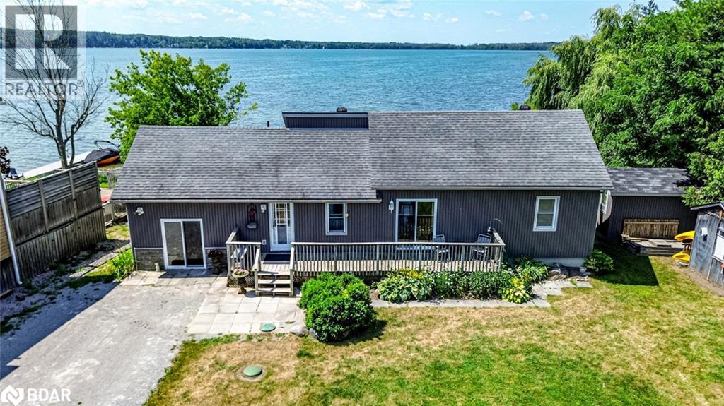 5580 Penetanguishene Rd, Springwater, ON L0L 1P0