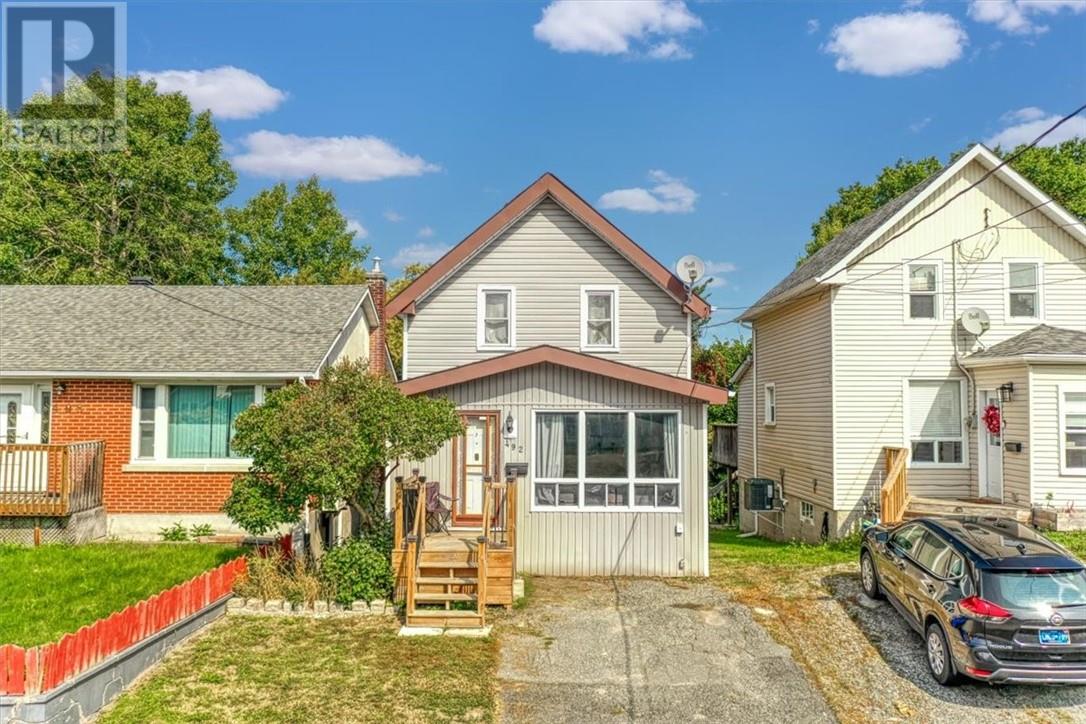 492 Pine St, Sudbury, ON P3C 1Y4